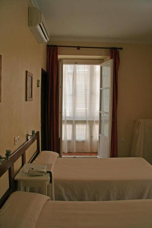 Hostal Bahia Кадис Экстерьер фото